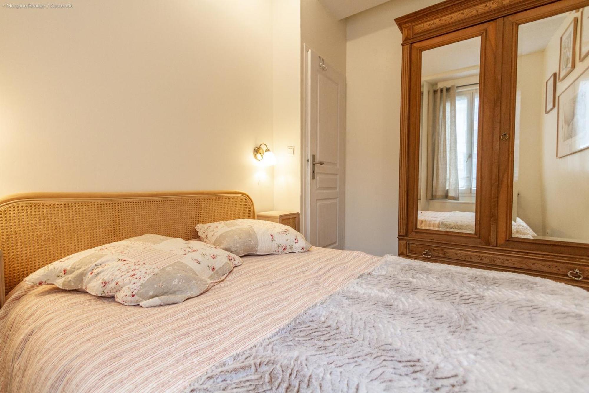 Charmant Appartement Au Calme En Plein Centre Ville Avec Wifi Et Linge De Maison Inclus Cauterets Exterior foto