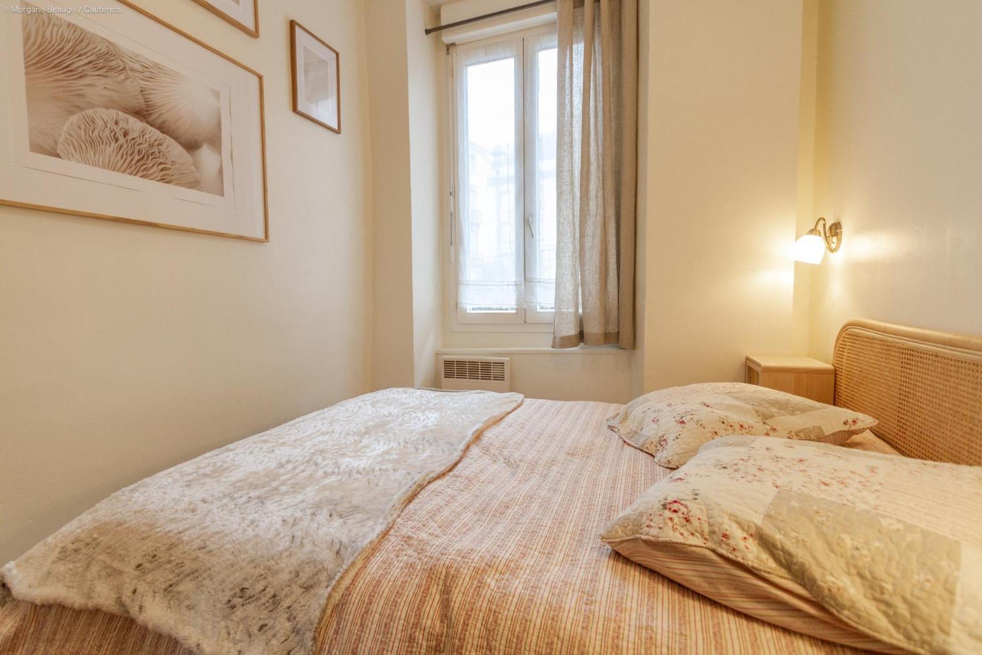 Charmant Appartement Au Calme En Plein Centre Ville Avec Wifi Et Linge De Maison Inclus Cauterets Exterior foto